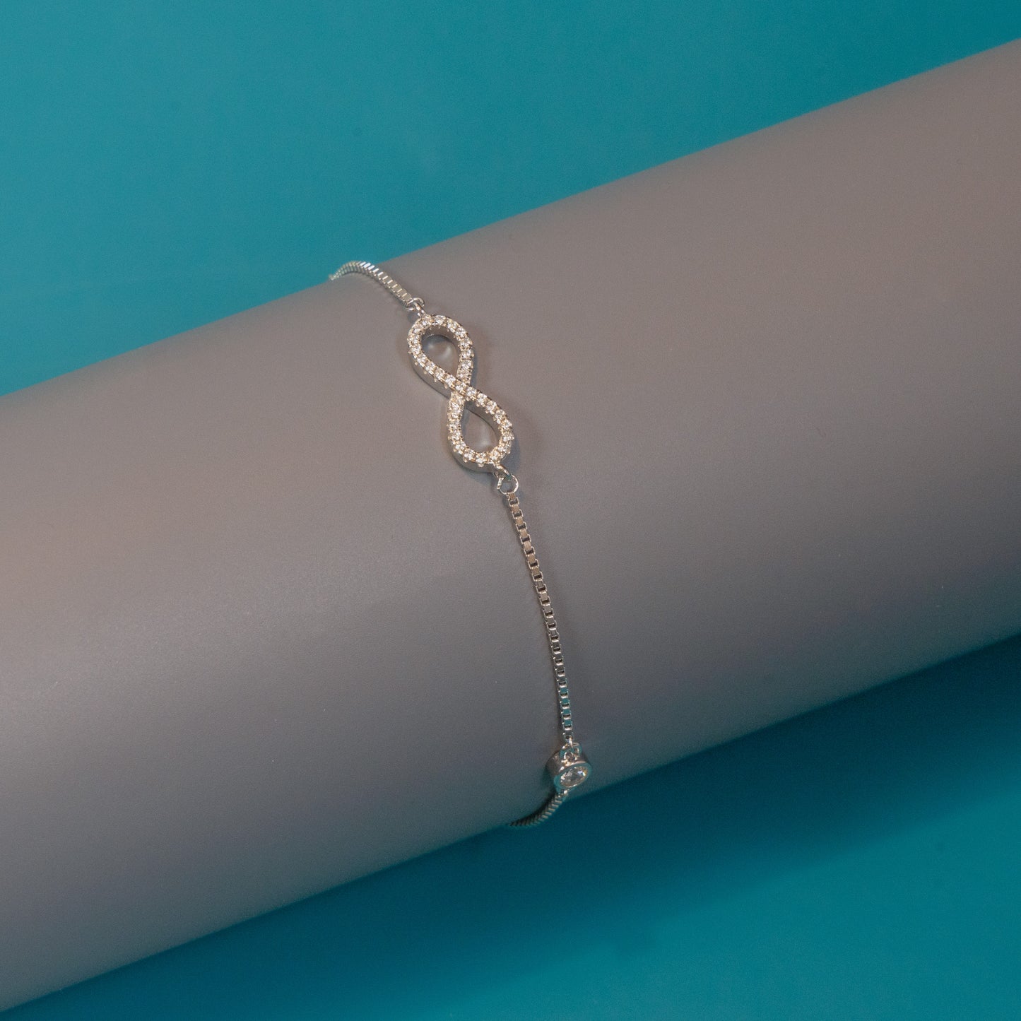 Elegant Infinity Bracelet In 925 Pure Silver