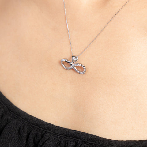 Silver Heart Infinity Necklace