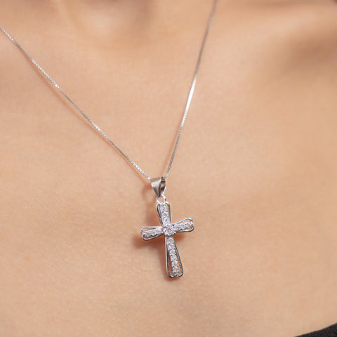 Sparkling Cross Pendant