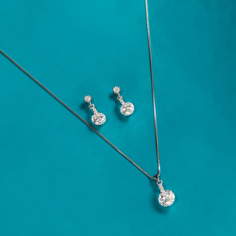 Silver Solace Necklace Set