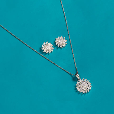 Silver Sunburst Necklace Set