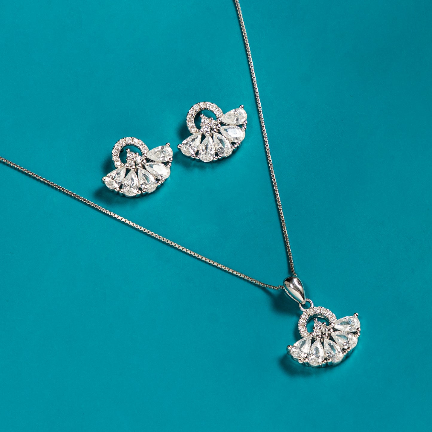 Breeze Pendant Set