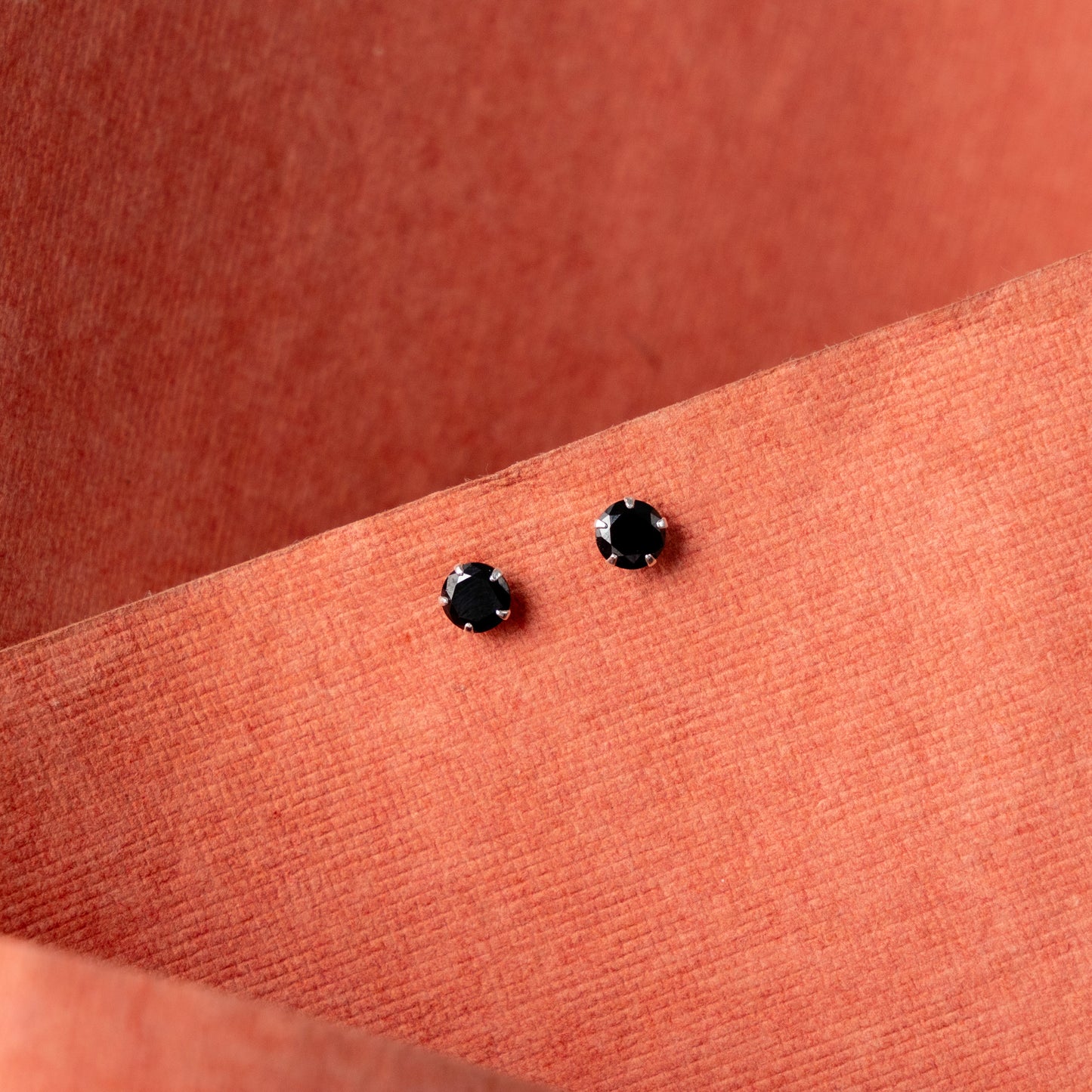 Silver Onyx Twinkle Studs Earrings