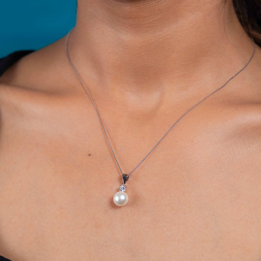 Gleaming Silver Luna Love Necklace Design