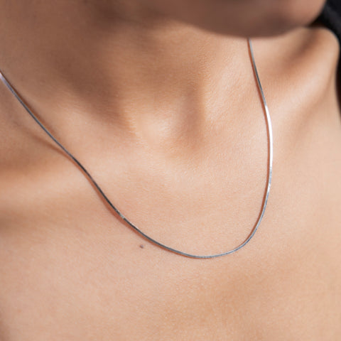 Serene silver chain for women's