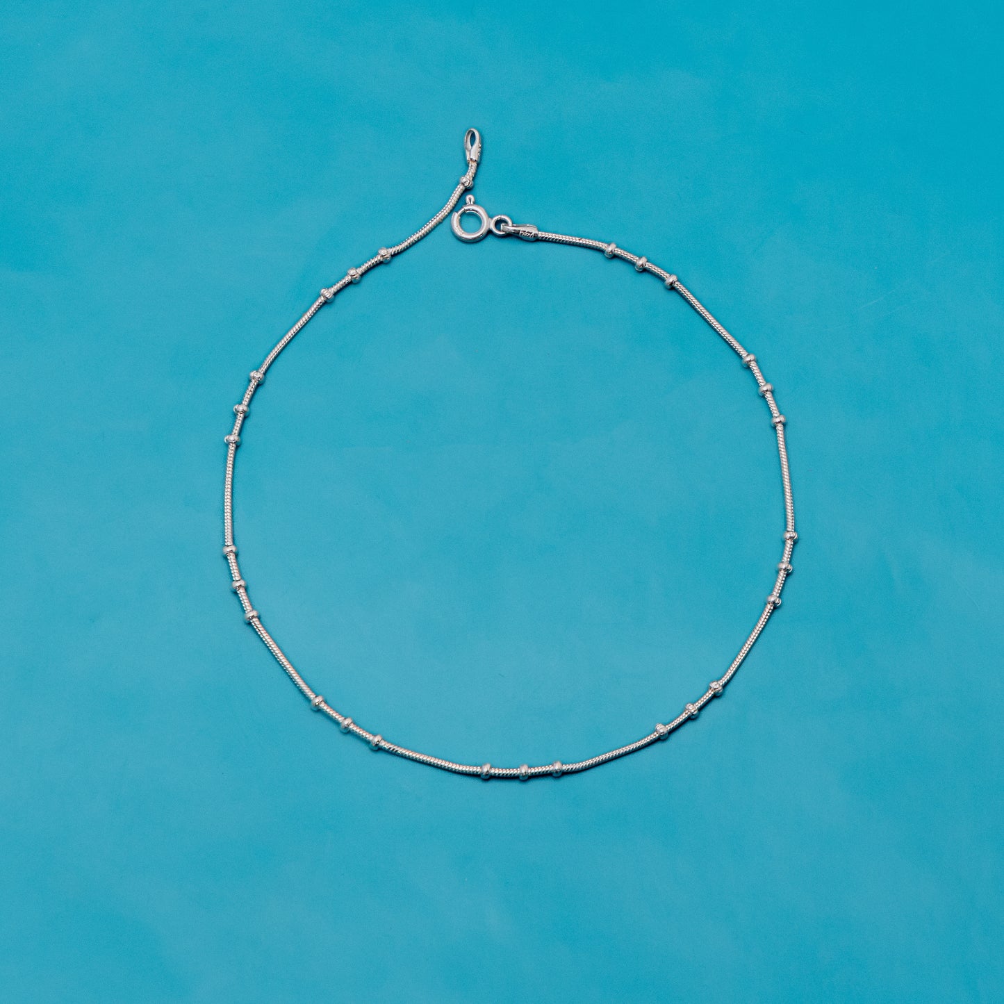 Sleek Streak Silver Anklet