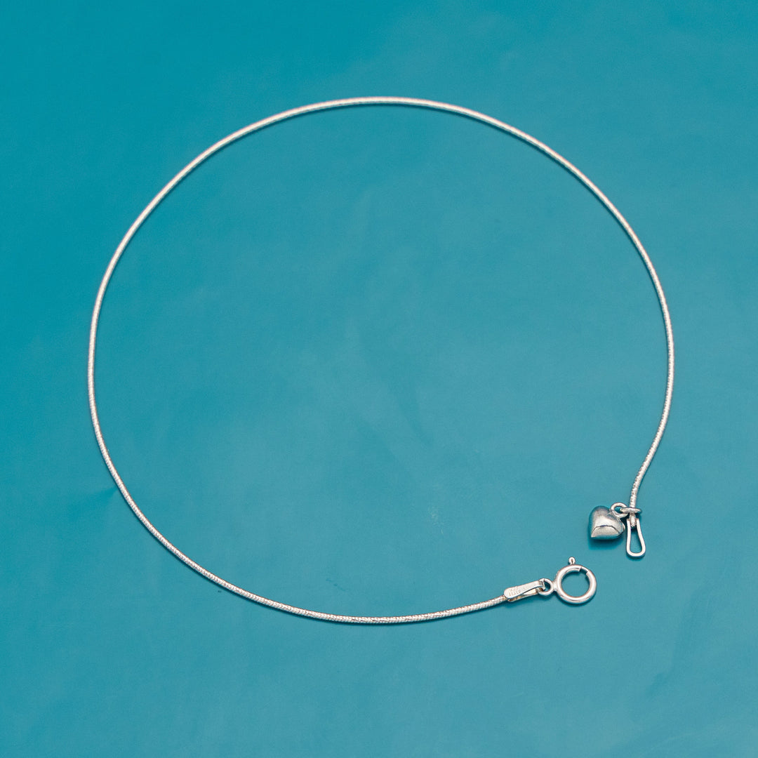 Elegant silver heart chain anklet