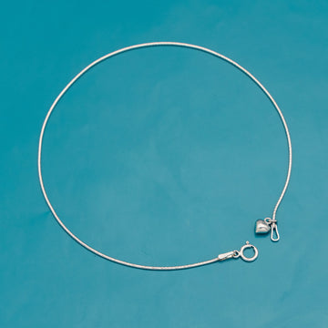 Elegant silver heart chain anklet