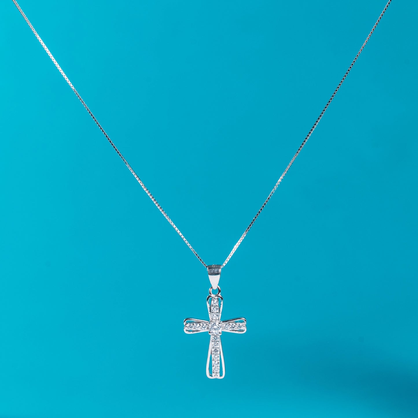 Sparkling Cross Pendant