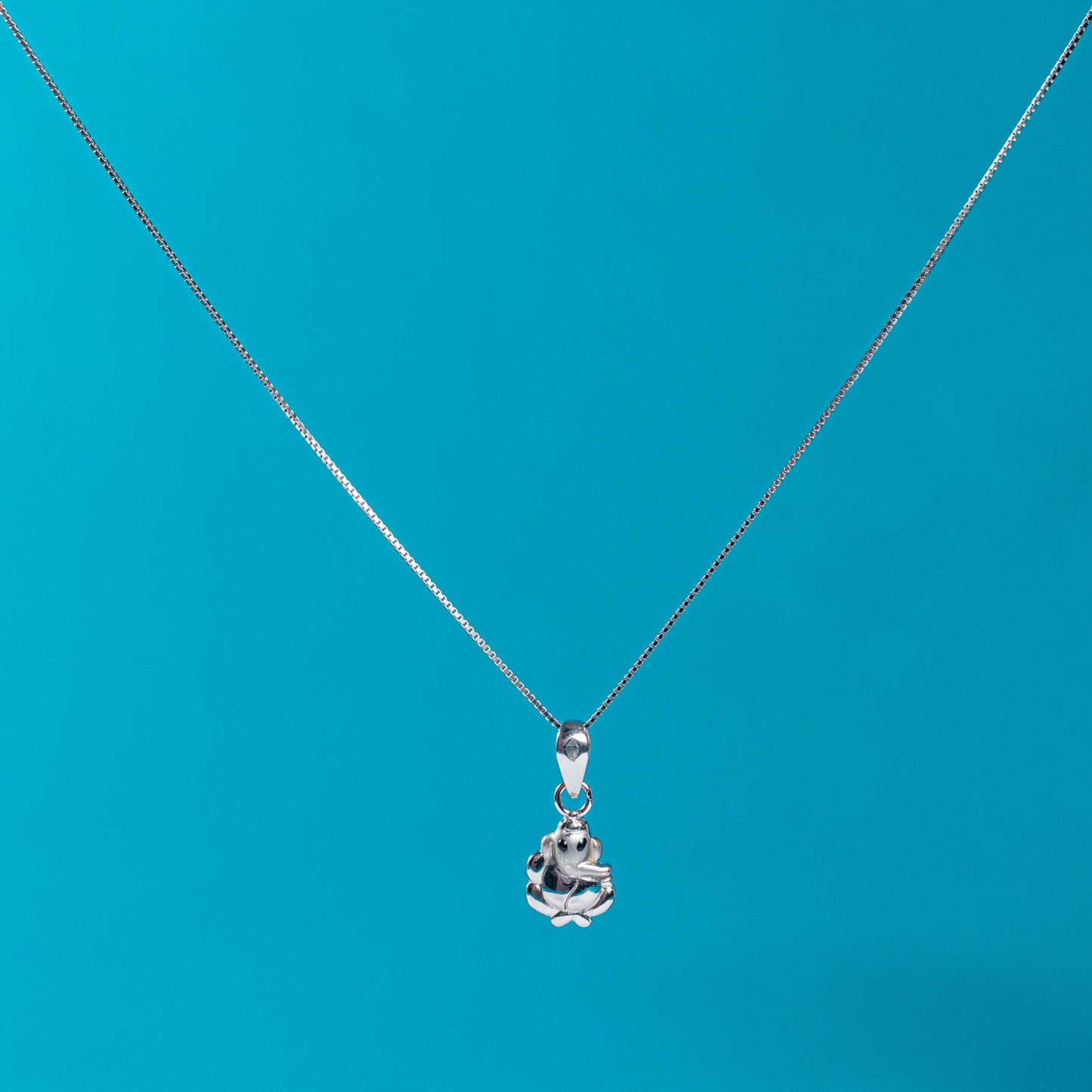 Artistic Silver Ganpati Pendant/necklace 