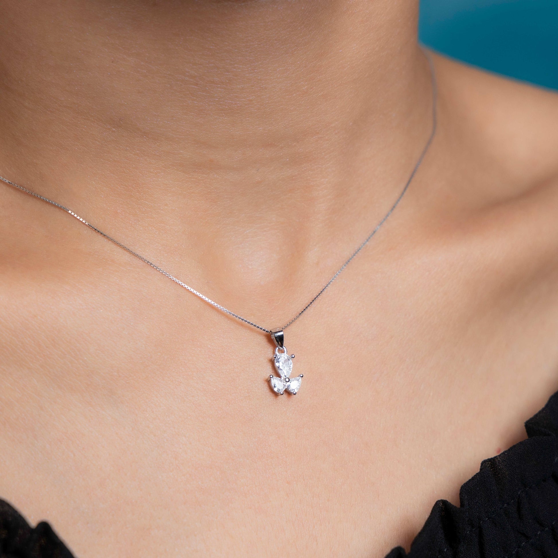 Pure silver petal whispers necklace set 