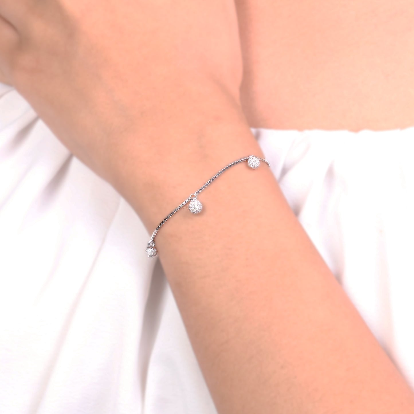 Dazzling Sphere  silver Bracelet