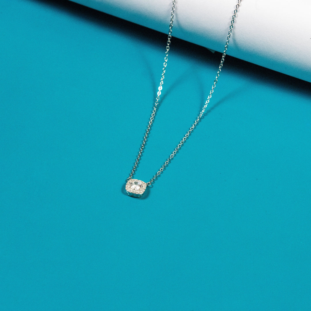 Luxurious Square Solitaire Silver Necklace