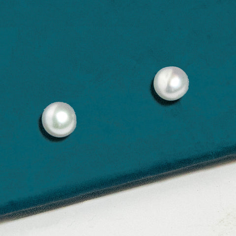 Silver Pearl Oceanic Studs